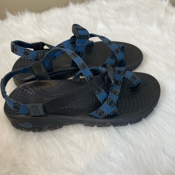 Chaco Zvolv Classic Men’s Sandals with Blue Patterned Straps 12 - Picture 1 of 12